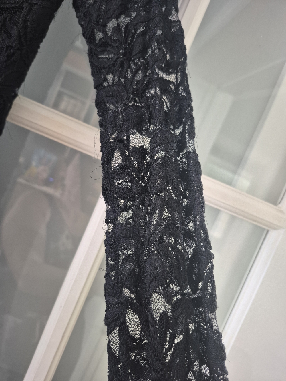 2 For $20!! Black Lace Long-Sleeve A-Line Dress Easel Size Small/Medium - Picture 4 of 9